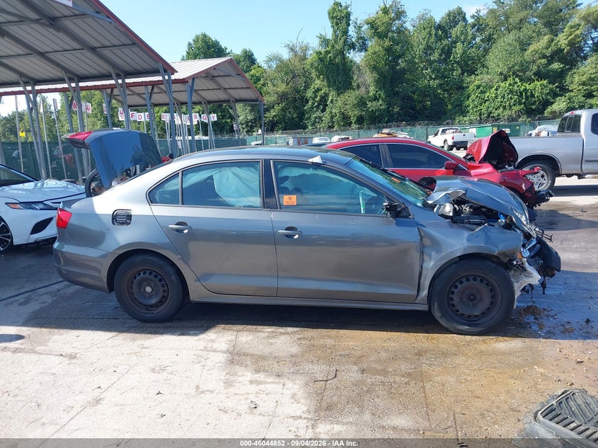 2014 VOLKSWAGEN JETTA 2.0L S · Photo 13
