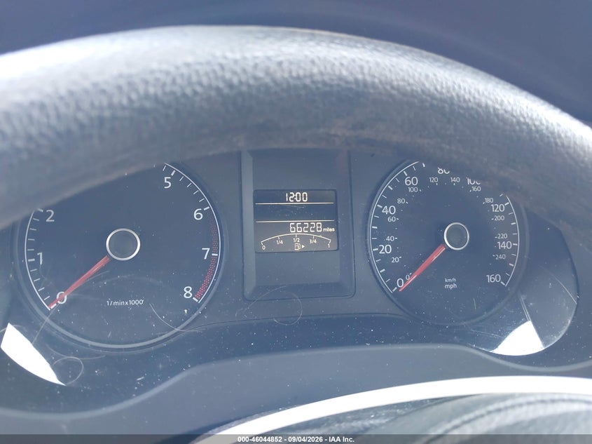 2014 VOLKSWAGEN JETTA 2.0L S · Photo 7