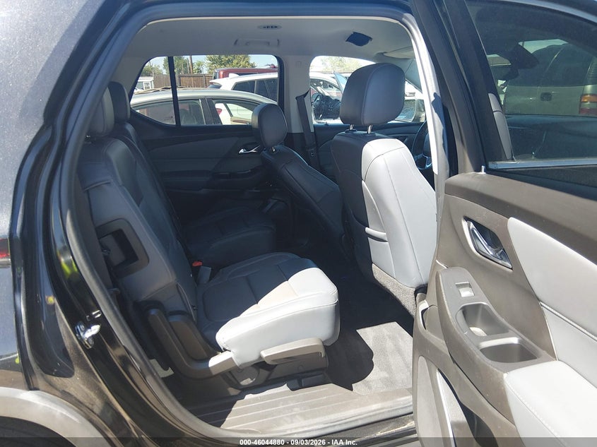 CHEVROLET TRAVERSE 2021 VIN 1GNEVHKW8MJ214572