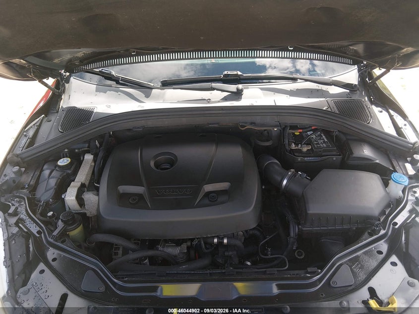 VOLVO XC60 - zdjęcie 10