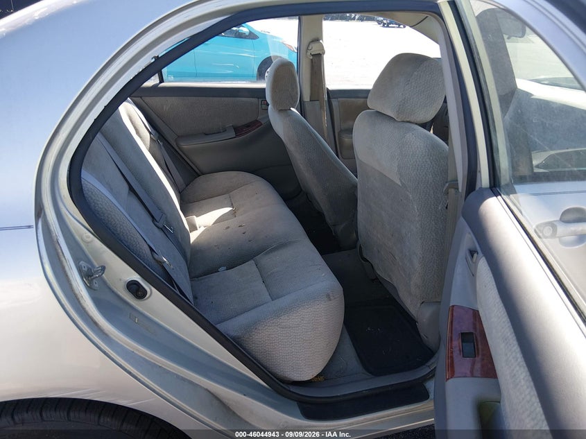 2004 TOYOTA COROLLA auction photo 8