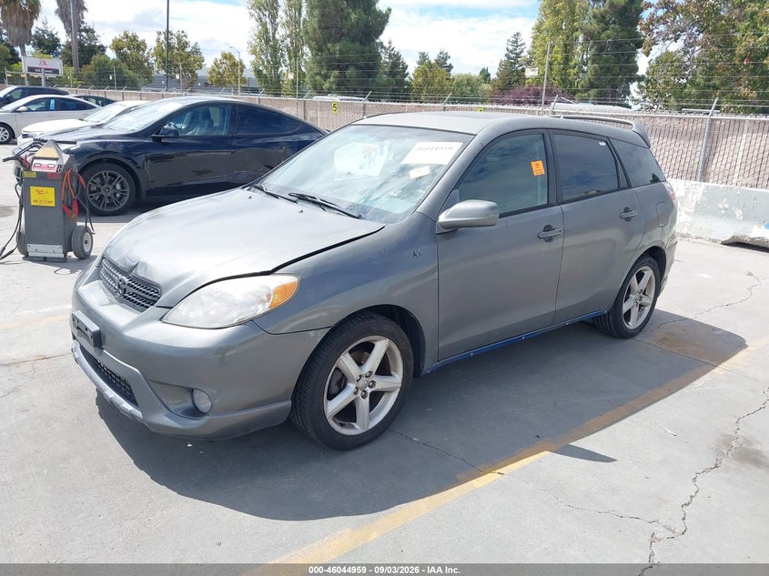 2007 Toyota Matrix, Normal Wear & Tear, IAAI, VIN 2T1KR30EX7C643709 — photo 2