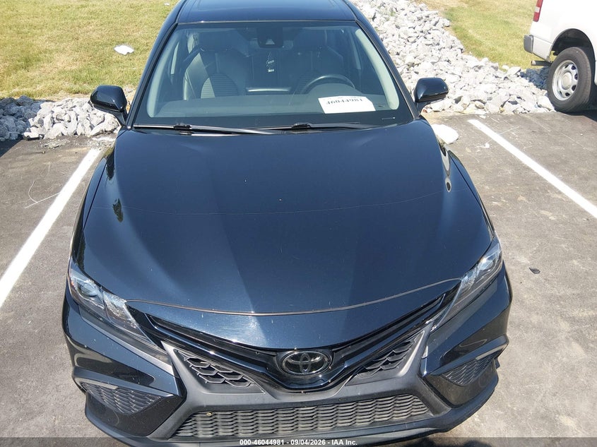 TOYOTA CAMRY - zdjęcie 12