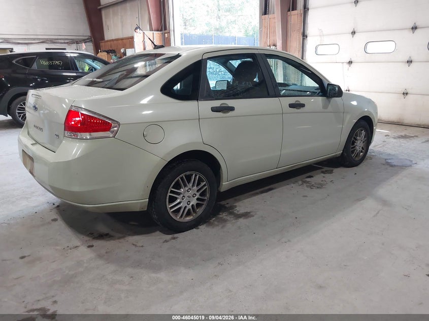 2010 FORD FOCUS auction photo 4