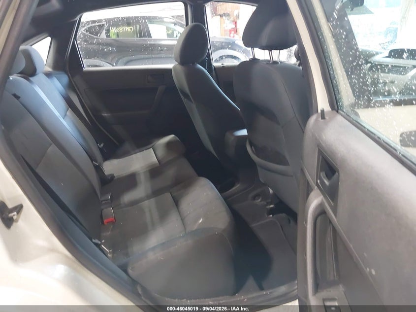 2010 FORD FOCUS auction photo 8