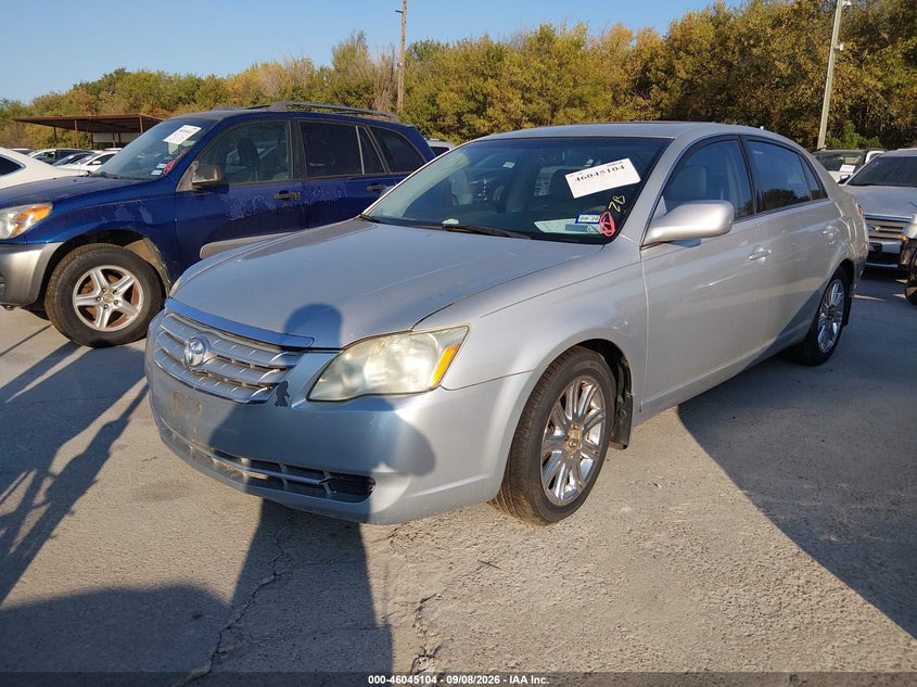 2006 Toyota Avalon, Normal Wear & Tear, IAAI, VIN 4T1BK36BX6U103632 — photo 2