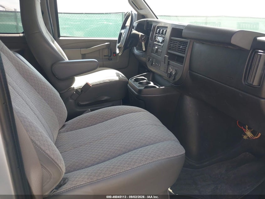 2017 CHEVROLET EXPRESS 3500 auction photo 5