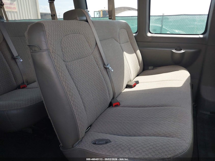 2017 CHEVROLET EXPRESS 3500 auction photo 8