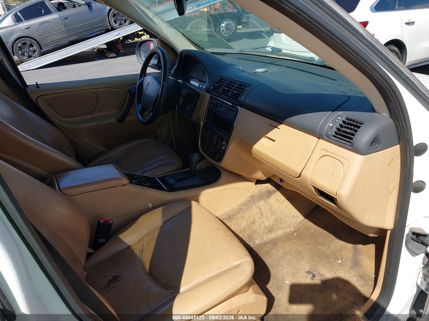 MERCEDES-BENZ ML 320 1999 VIN 4JGAB54E4XA129358
