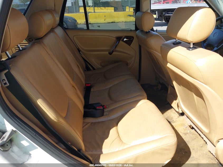 MERCEDES-BENZ ML 320 1999 VIN 4JGAB54E4XA129358
