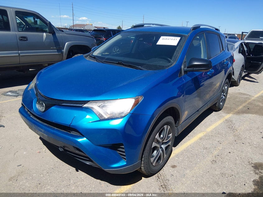 Vin: jtmbfrev5jj206863, lot: 46544598, toyota rav4 le 20182