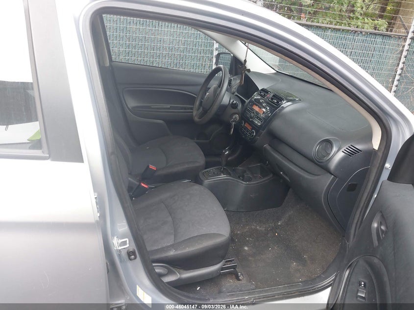 2014 MITSUBISHI MIRAGE auction photo 5