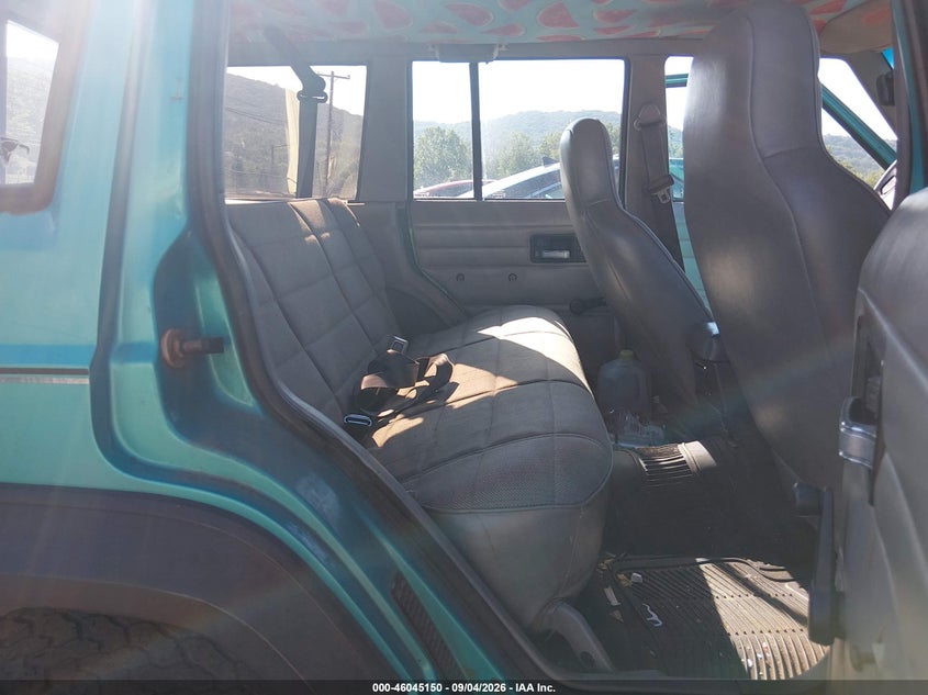 1996 JEEP CHEROKEE auction photo 8