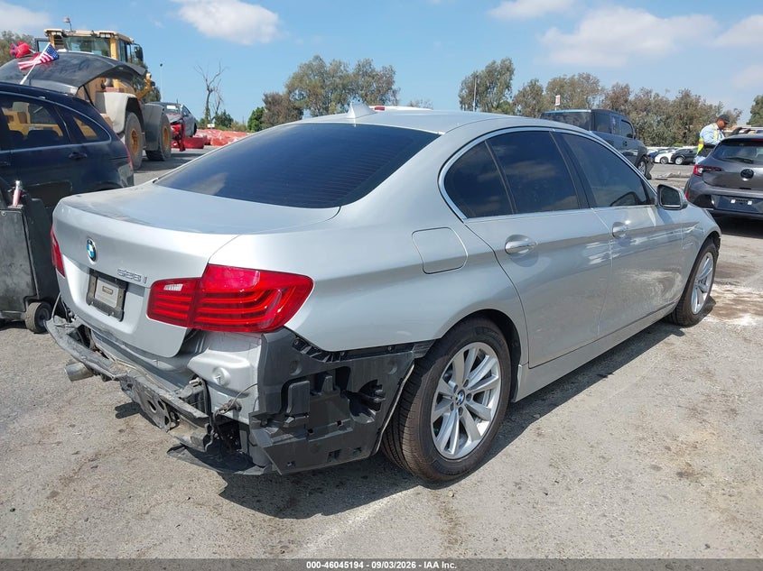 2016 BMW 528I auction photo 4