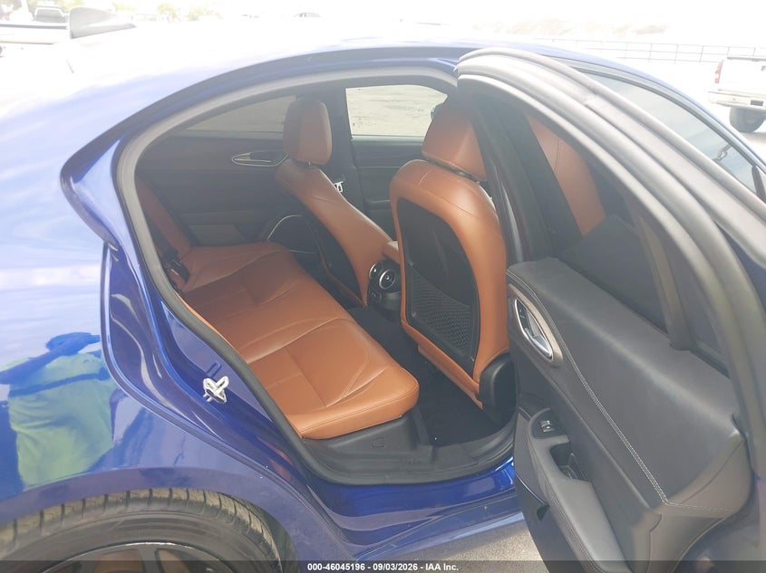 2022 ALFA ROMEO GIULIA auction photo 8