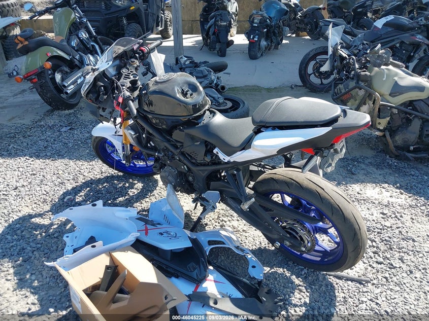YAMAHA YFZ320 2026