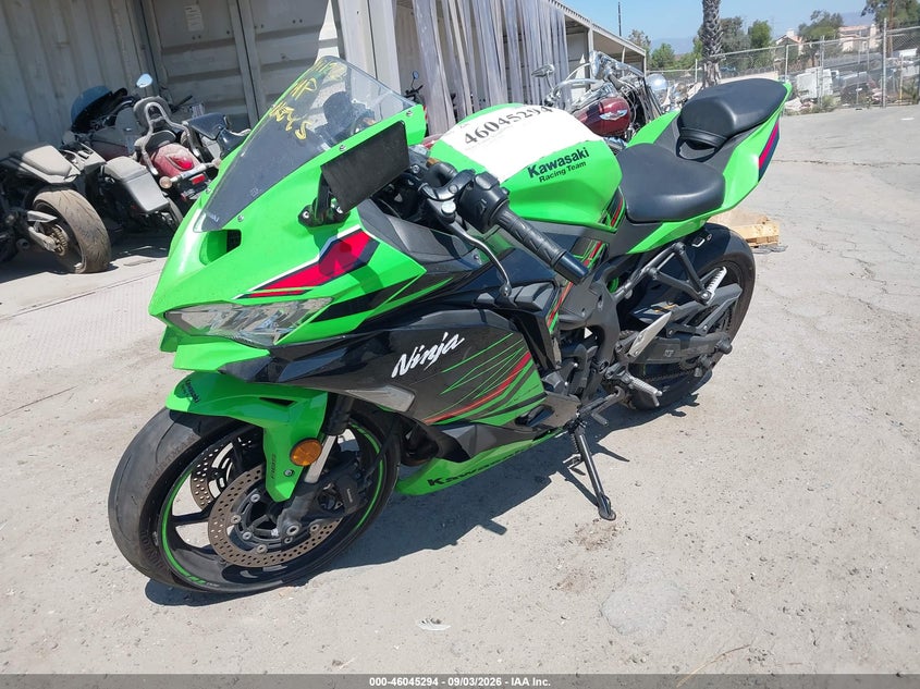 KAWASAKI ZX400 2024
