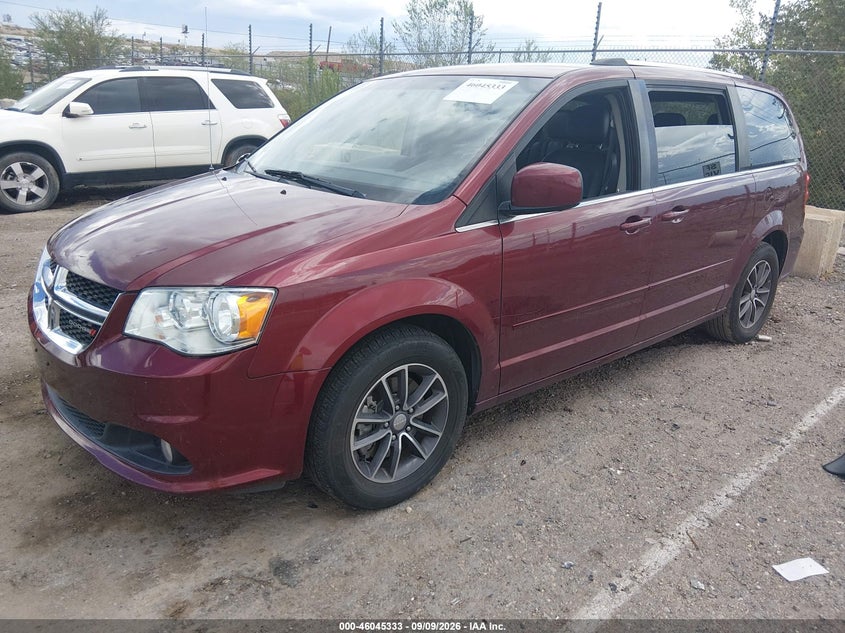 2017 DODGE GRAND CARAVAN auction photo 2