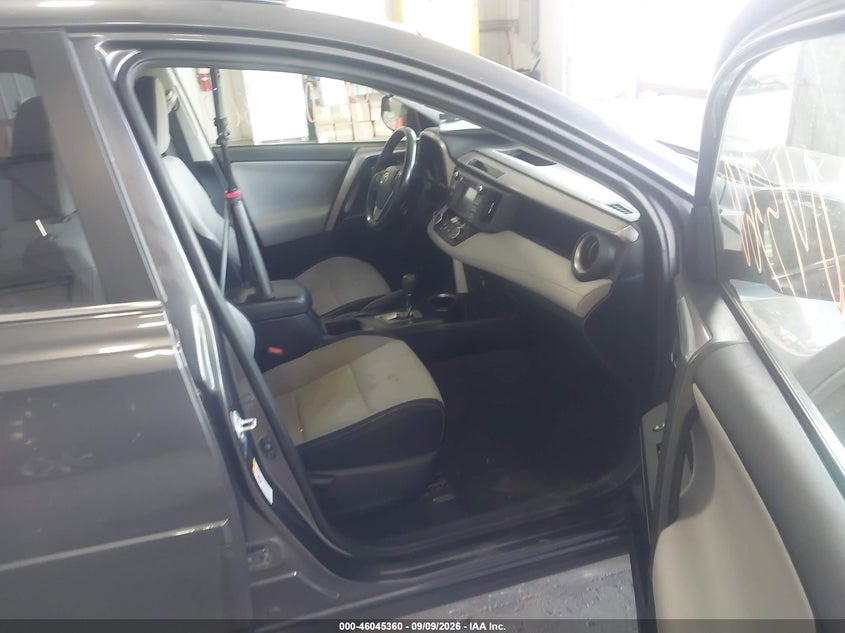 TOYOTA RAV4 - zdjęcie 5