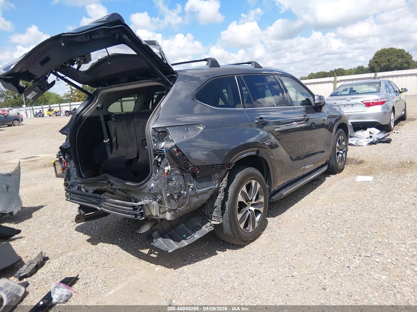 TOYOTA HIGHLANDER - zdjęcie 4