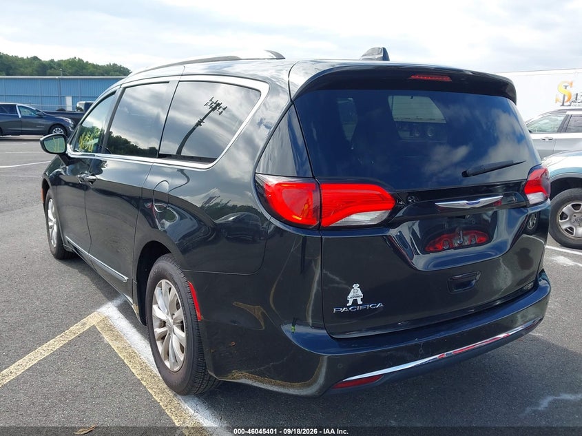 Vin: 2c4rc1bg6jr236075, lot: 46544855, chrysler pacifica touring l 20183