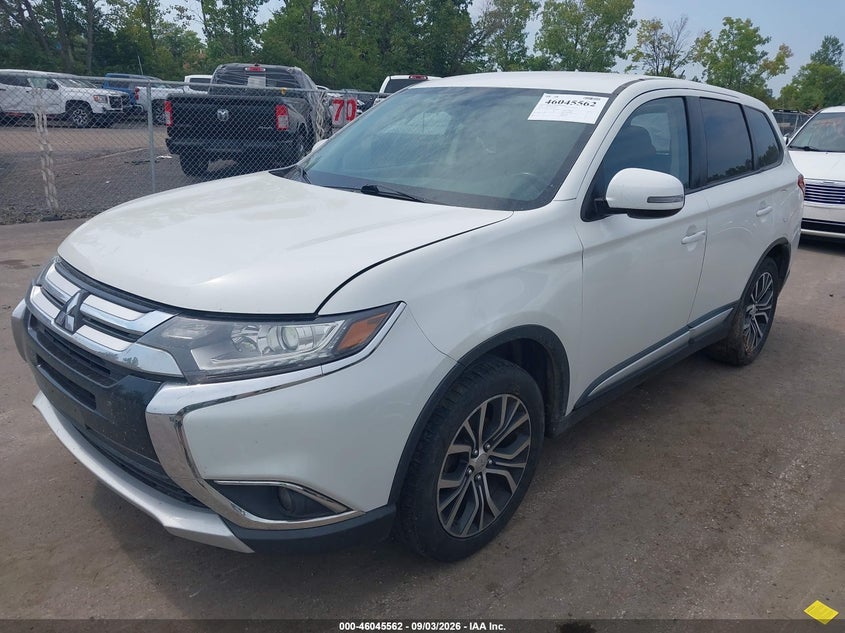 2016 MITSUBISHI OUTLANDER auction photo 2