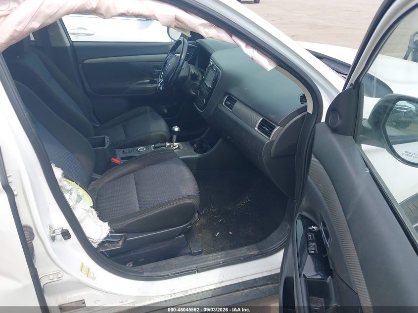 2016 MITSUBISHI OUTLANDER auction photo 5