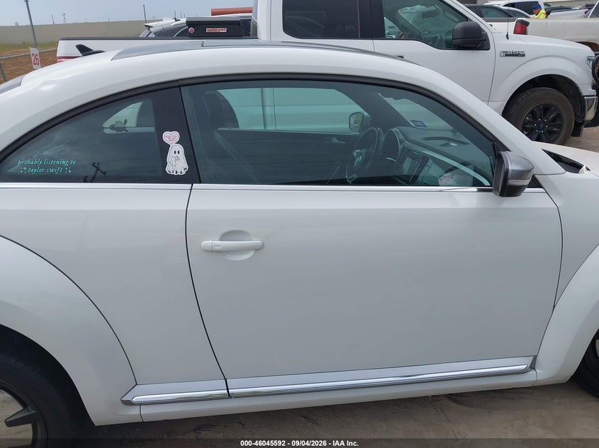 2014 VOLKSWAGEN BEETLE 2.0L TDI · Фото 12