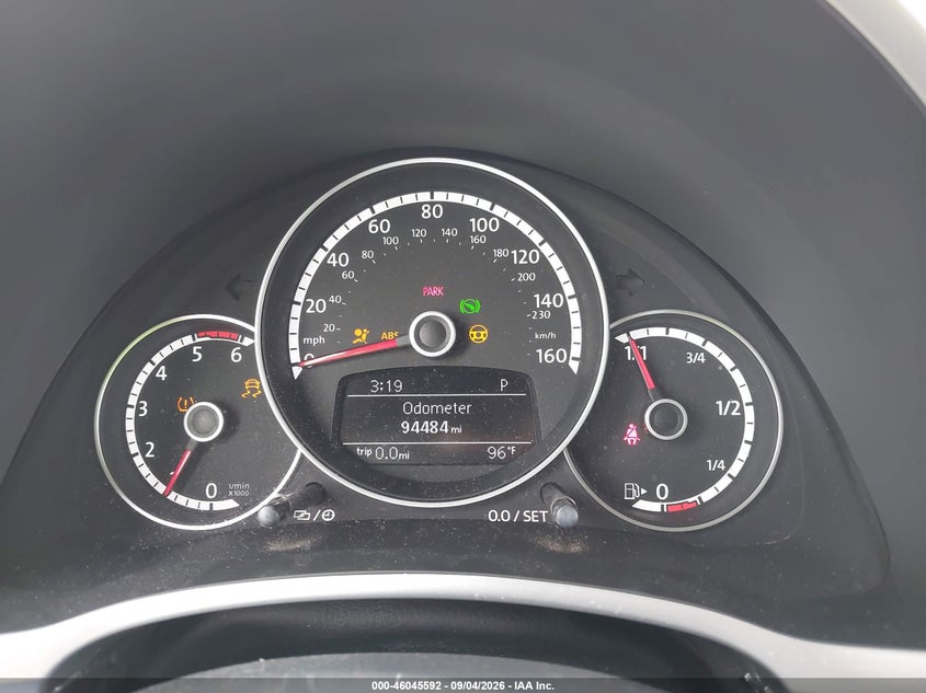 2014 VOLKSWAGEN BEETLE 2.0L TDI · Фото 7