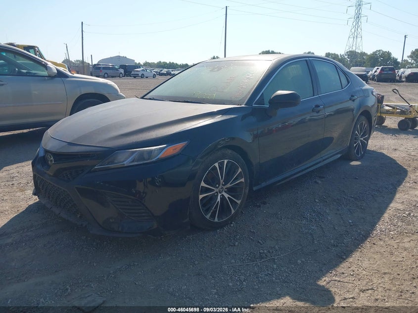 2018 TOYOTA CAMRY auction photo 2