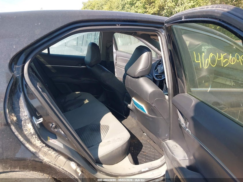 2018 TOYOTA CAMRY auction photo 8