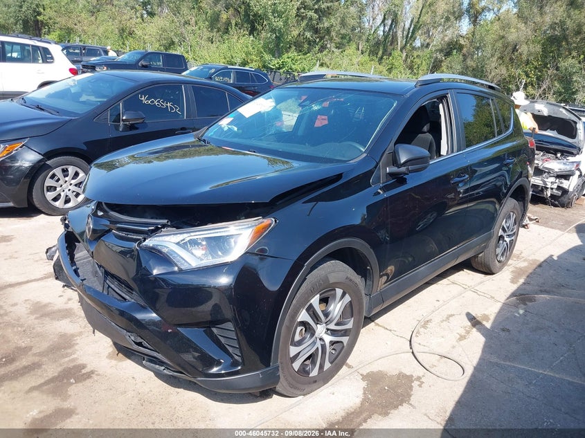 Vin: 2t3bfrev3jw762770, lot: 46545187, toyota rav4 le 20182