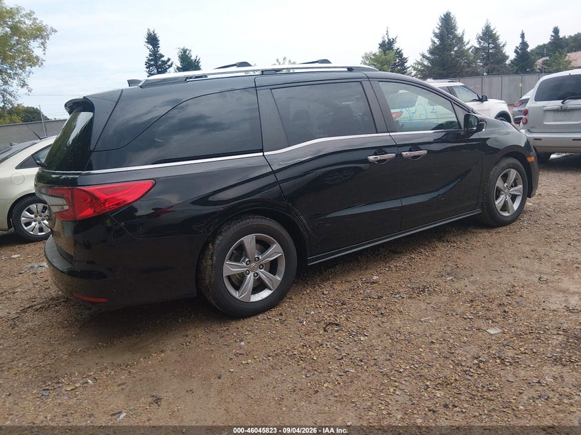 2018 HONDA ODYSSEY auction photo 4