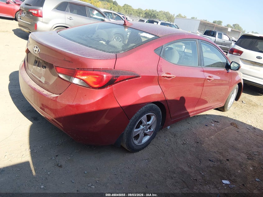 2015 HYUNDAI ELANTRA auction photo 4