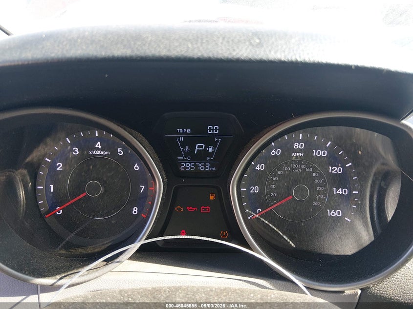2015 HYUNDAI ELANTRA auction photo 7