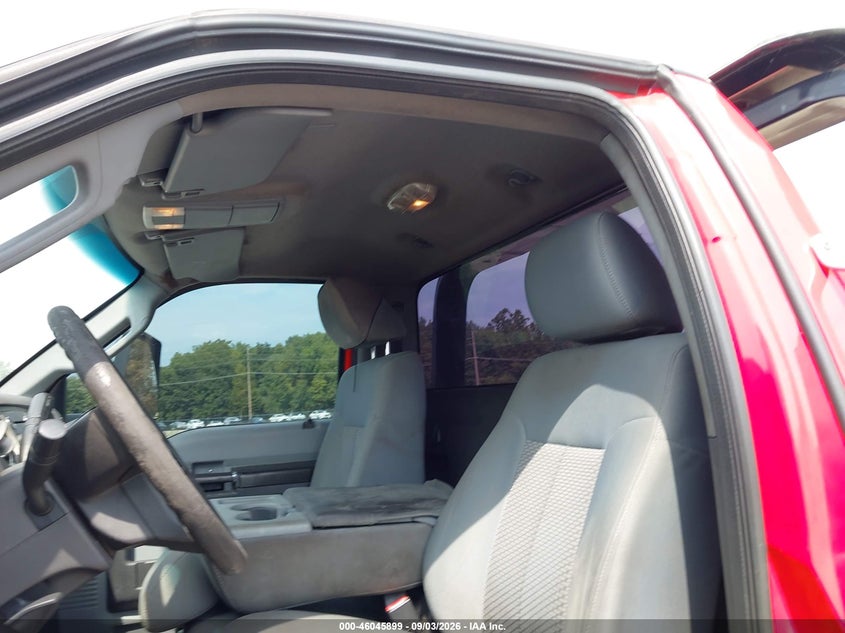 2017 FORD F-650 GAS auction photo 6