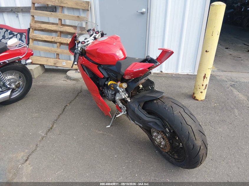 2012 DUCATI SUPERBIKE auction photo 3
