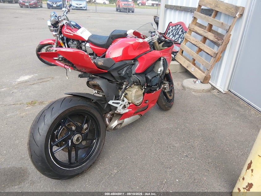 2012 DUCATI SUPERBIKE auction photo 4