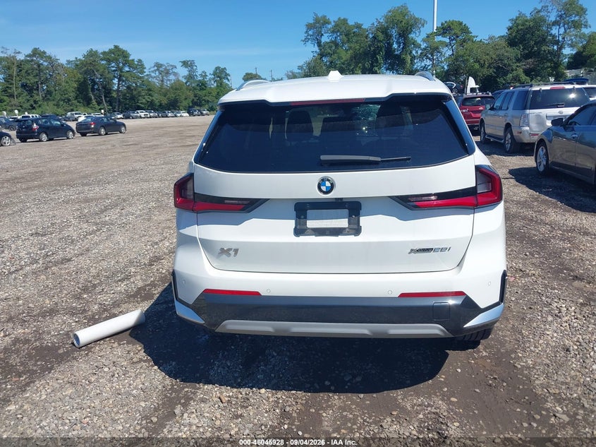 BMW X1 - zdjęcie 16