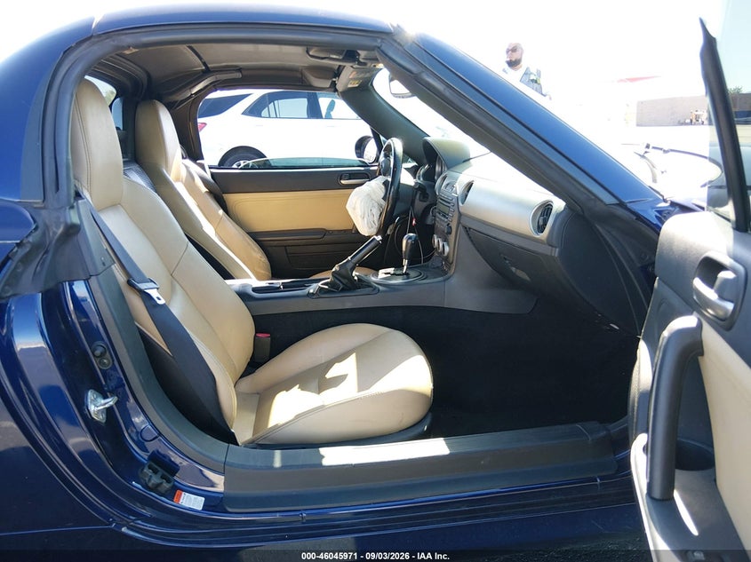 MAZDA MX-5 MIATA 2011 VIN JM1NC2PF6B0219213