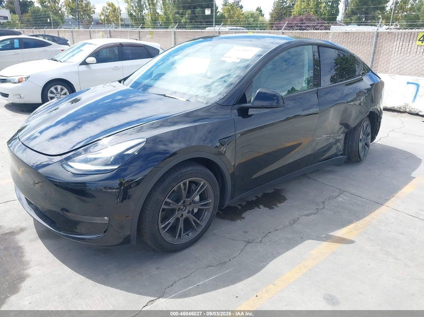 Vin: 7saygdee2sf232374, lot: 46545482, tesla model y long range dual motor all-wheel drive 20252