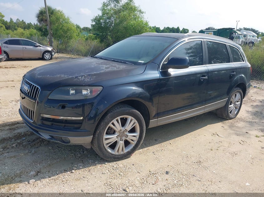AUDI Q7 2010 VIN WA1CYAFE7AD008387