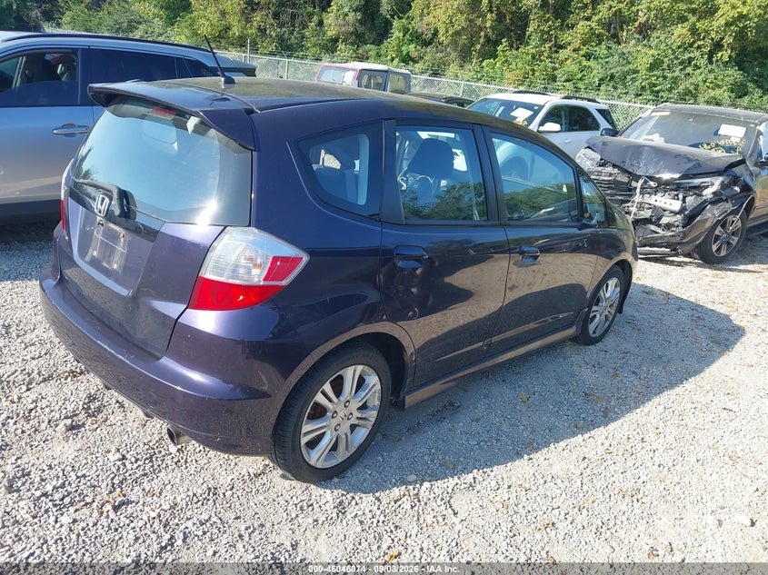 2010 HONDA FIT auction photo 4