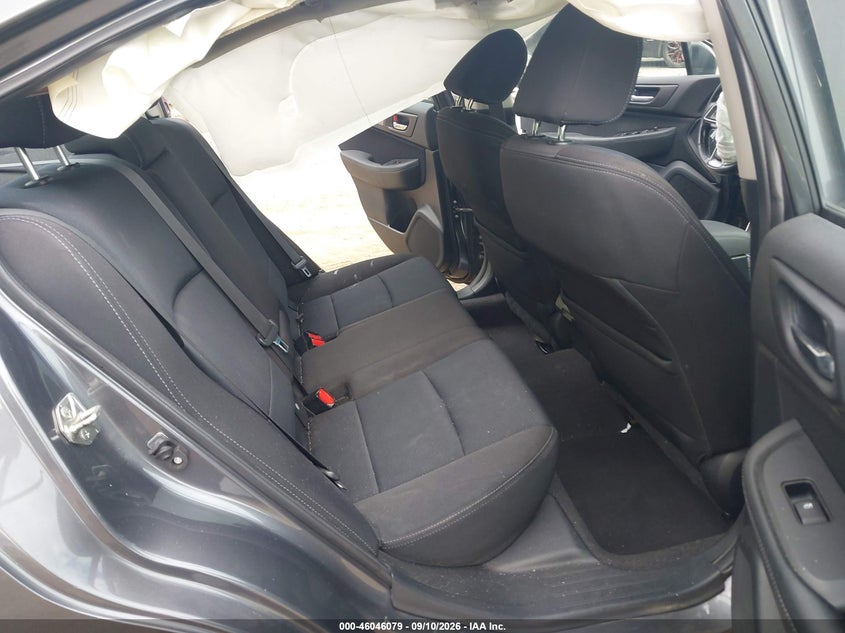 Photo 8 - SUBARU LEGACY