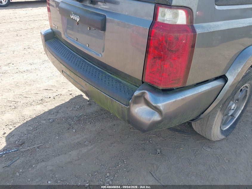 2008 JEEP COMMANDER auction photo 6