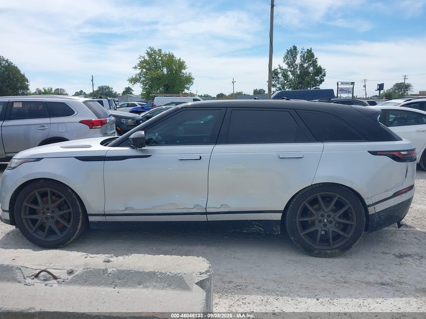 LAND ROVER RANGE ROVER VELAR - zdjęcie 14