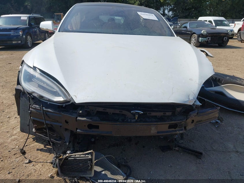 2020 TESLA MODEL S LONG RANGE DUAL MOTOR ALL-WHEEL DRIVE/LONG RANGE PLUS DUAL MOTOR ALL-WHEEL DRIVE · Фото 11