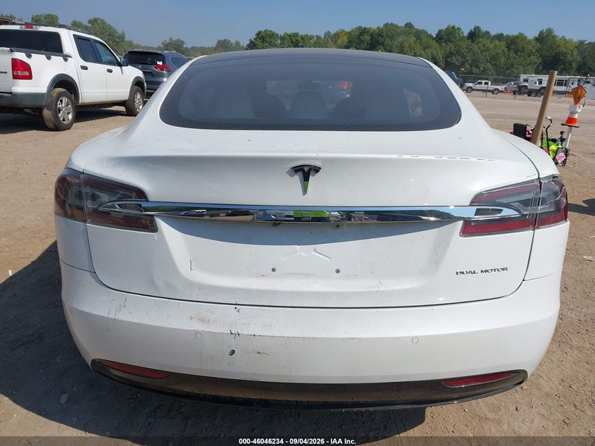 2020 TESLA MODEL S LONG RANGE DUAL MOTOR ALL-WHEEL DRIVE/LONG RANGE PLUS DUAL MOTOR ALL-WHEEL DRIVE · Фото 15