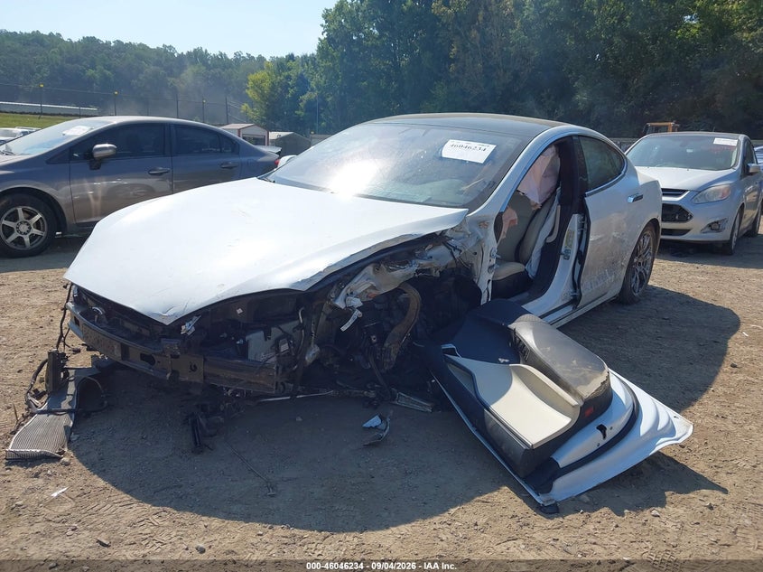 2020 TESLA MODEL S LONG RANGE DUAL MOTOR ALL-WHEEL DRIVE/LONG RANGE PLUS DUAL MOTOR ALL-WHEEL DRIVE · Фото 2