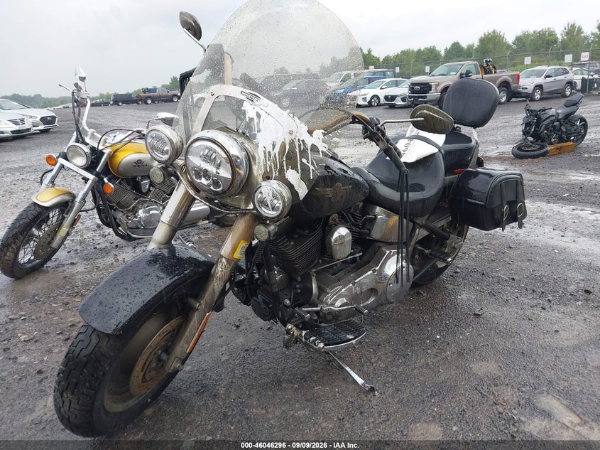 2004 HARLEY-DAVIDSON FLSTFI auction photo 2
